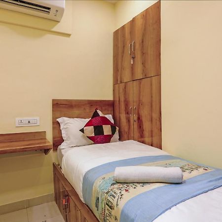Bkc Corporate Hostel Ac Dormitory ムンバイ エクステリア 写真