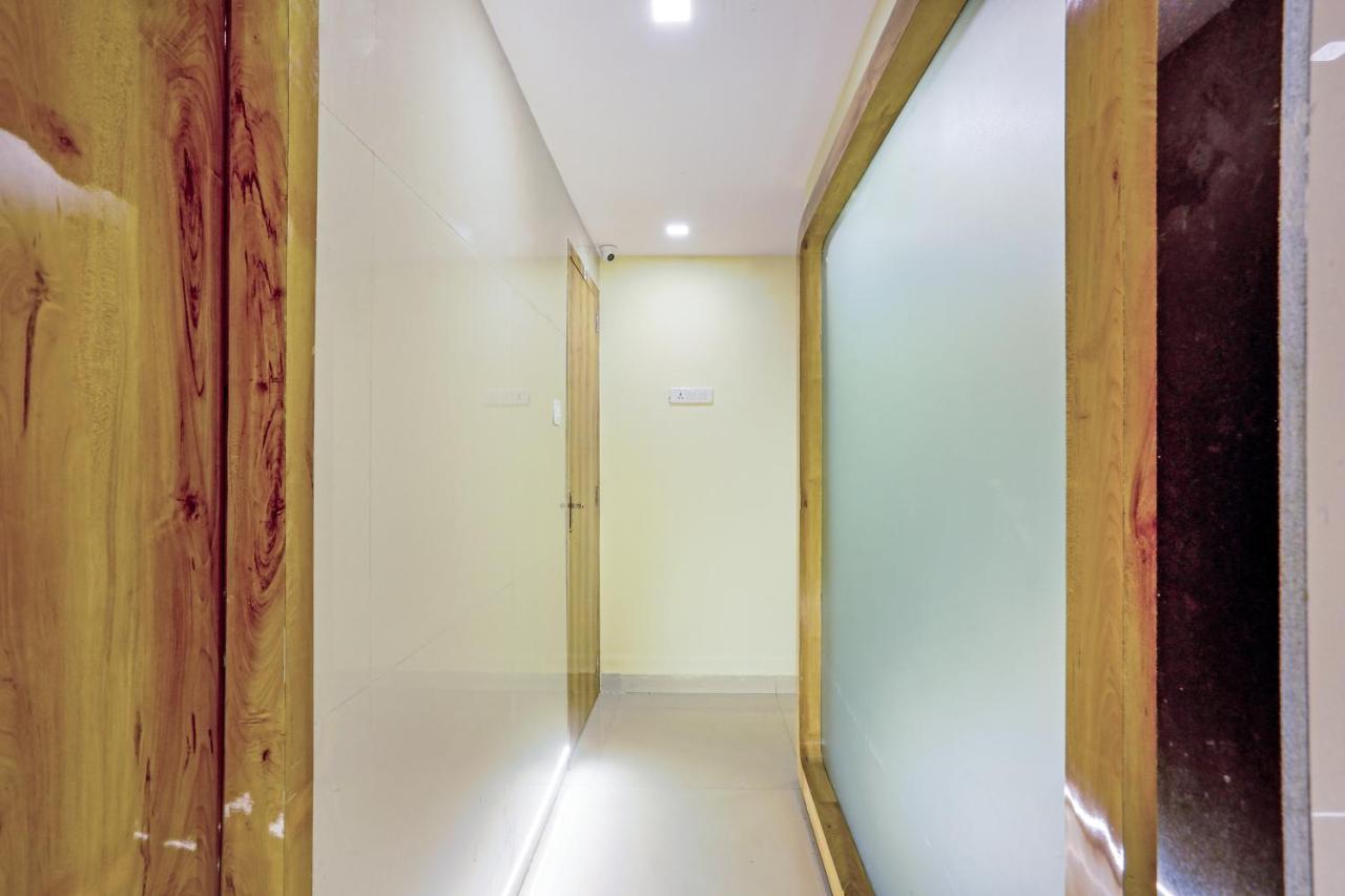 Bkc Corporate Hostel Ac Dormitory ムンバイ エクステリア 写真