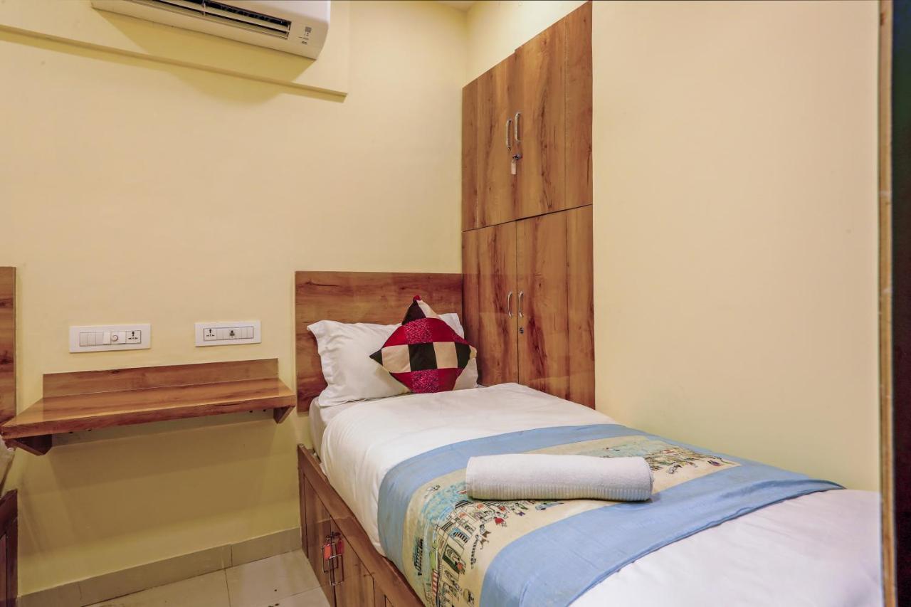 Bkc Corporate Hostel Ac Dormitory ムンバイ エクステリア 写真