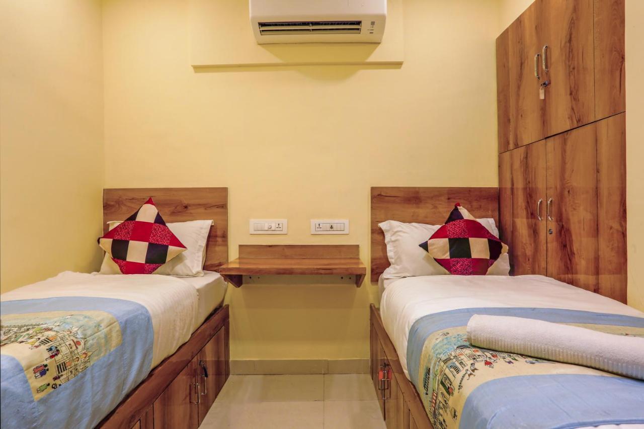 Bkc Corporate Hostel Ac Dormitory ムンバイ エクステリア 写真