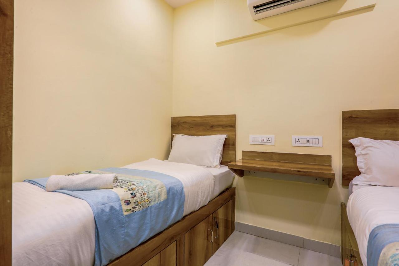 Bkc Corporate Hostel Ac Dormitory ムンバイ エクステリア 写真