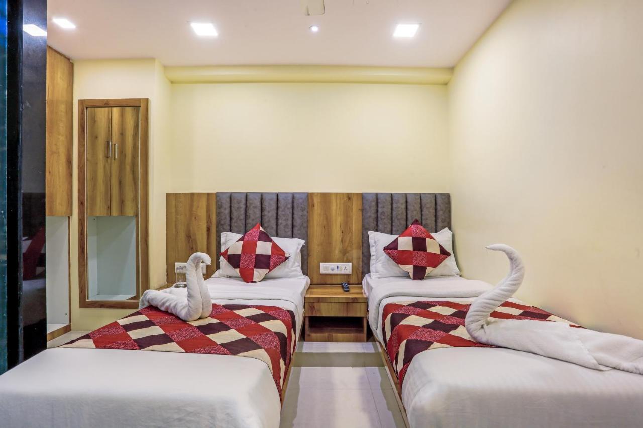 Bkc Corporate Hostel Ac Dormitory ムンバイ エクステリア 写真