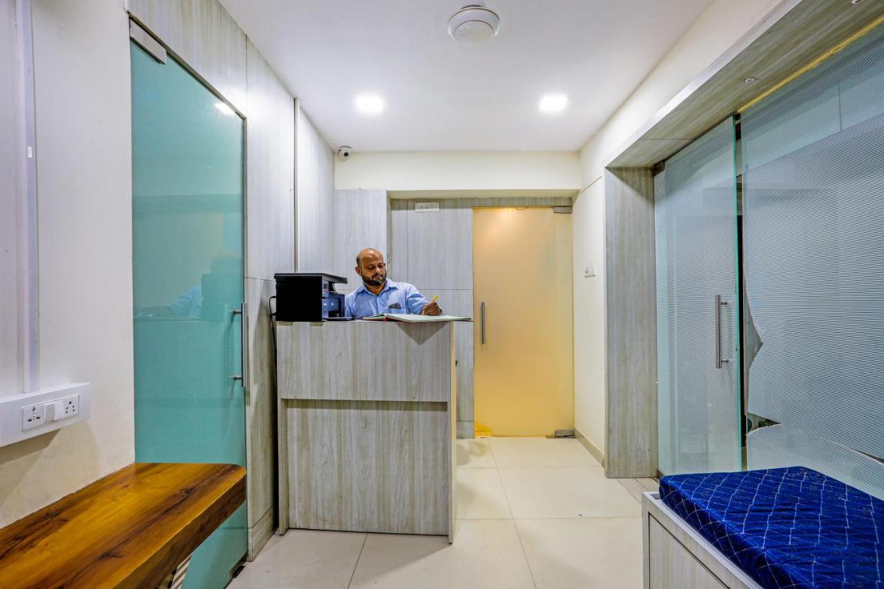 Bkc Corporate Hostel Ac Dormitory ムンバイ エクステリア 写真